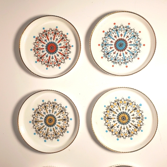 ROYAL WORCESTER Set of Six Bone China Decorative Coasters with Medallion Pattern - Picture 3 of 10